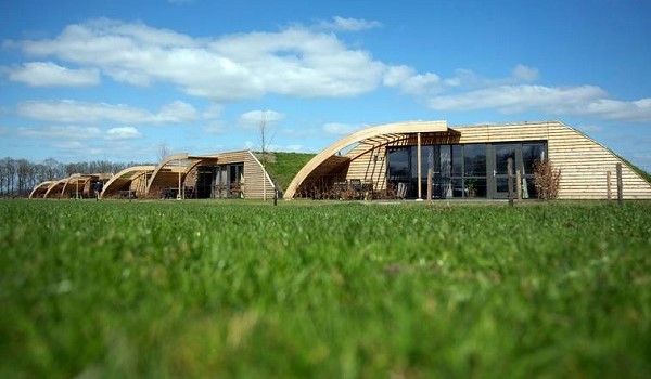 Halfronde natuurhuisje op boerderij
