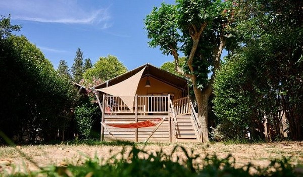 Glamping tent op camping in Frankrijk Les Pecheurs
