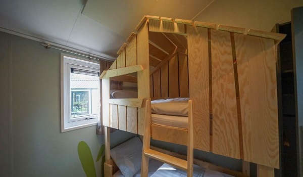 Slaapkamer van kidscottage op Europarcs Kaatsheuvel